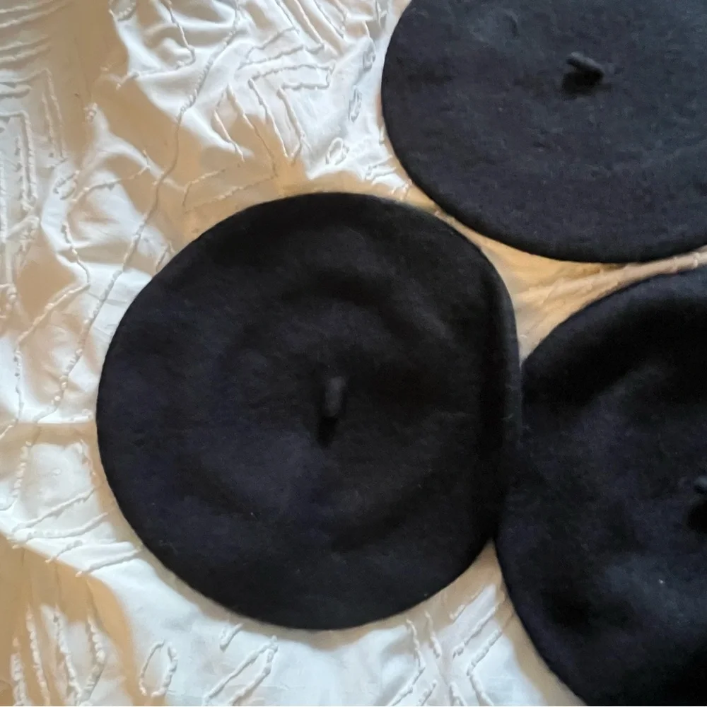 Classic Black Berets Set of 5 - Picture 2 of 8